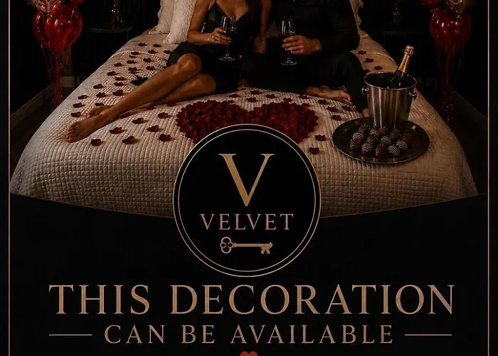 Velvet - Couples Getaway With Exclusive Velvet Room Ferienhaus