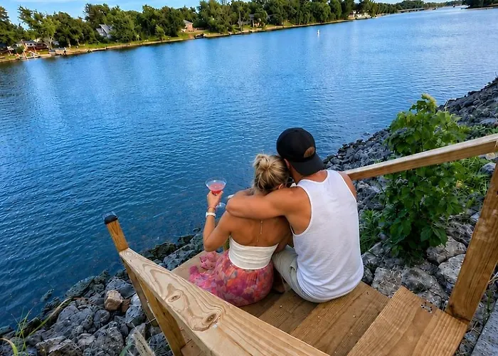 Ferienhaus Velvet - Couples Getaway With Exclusive Velvet Room Rockford